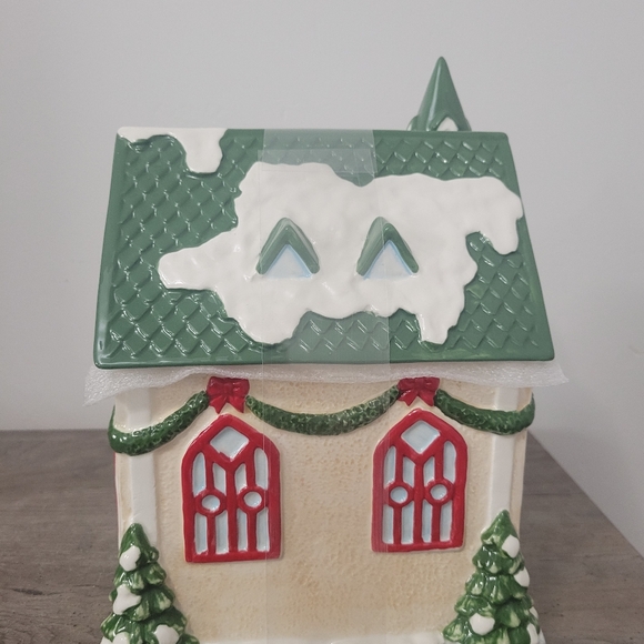 The Ridgefield Home Holiday Time Cookie Jar Canister - Picture 5 of 6